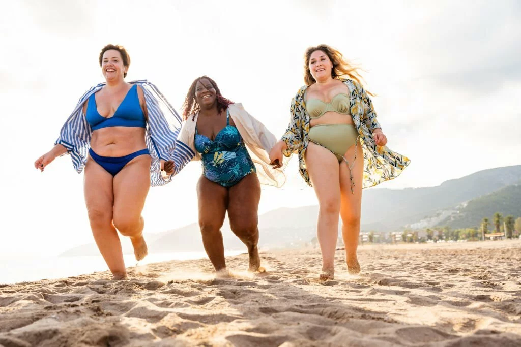 What are the Trendy Plus Size Bathing Suits for Women?