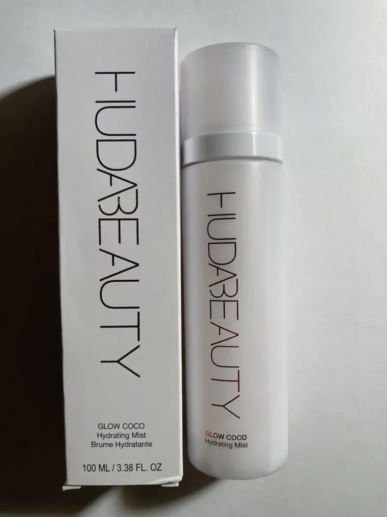 Huda Beauty Mist n’ Glow setting spray